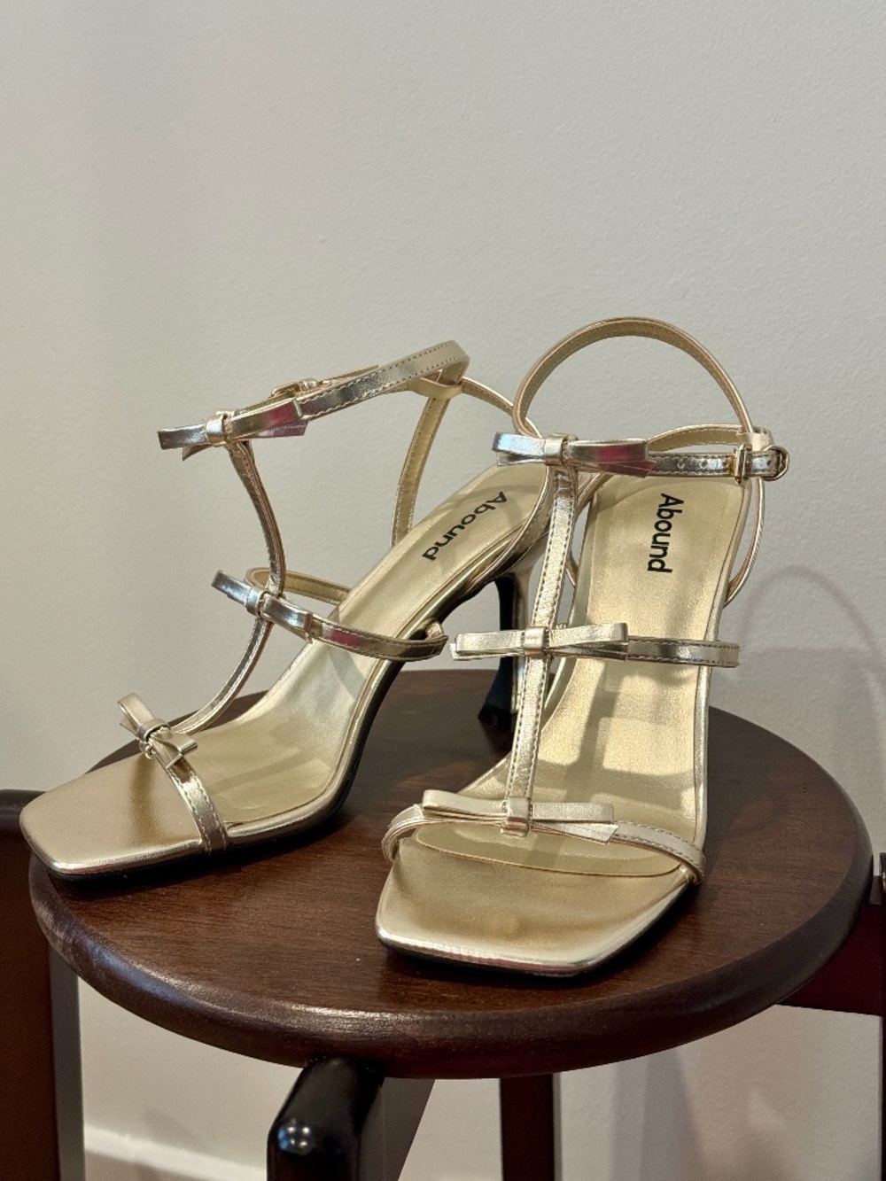 Gold Heels - Bow Detail - Never Worn!